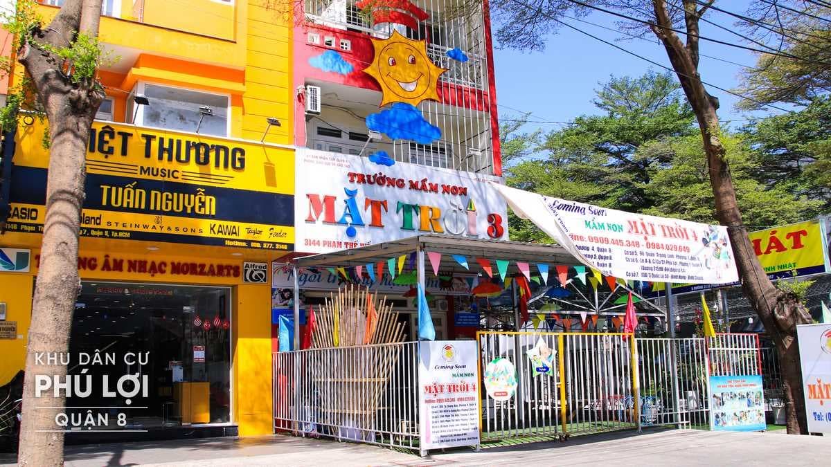 Nhiều cơ sở thương mại tại Khu dân cư Phú Lợi