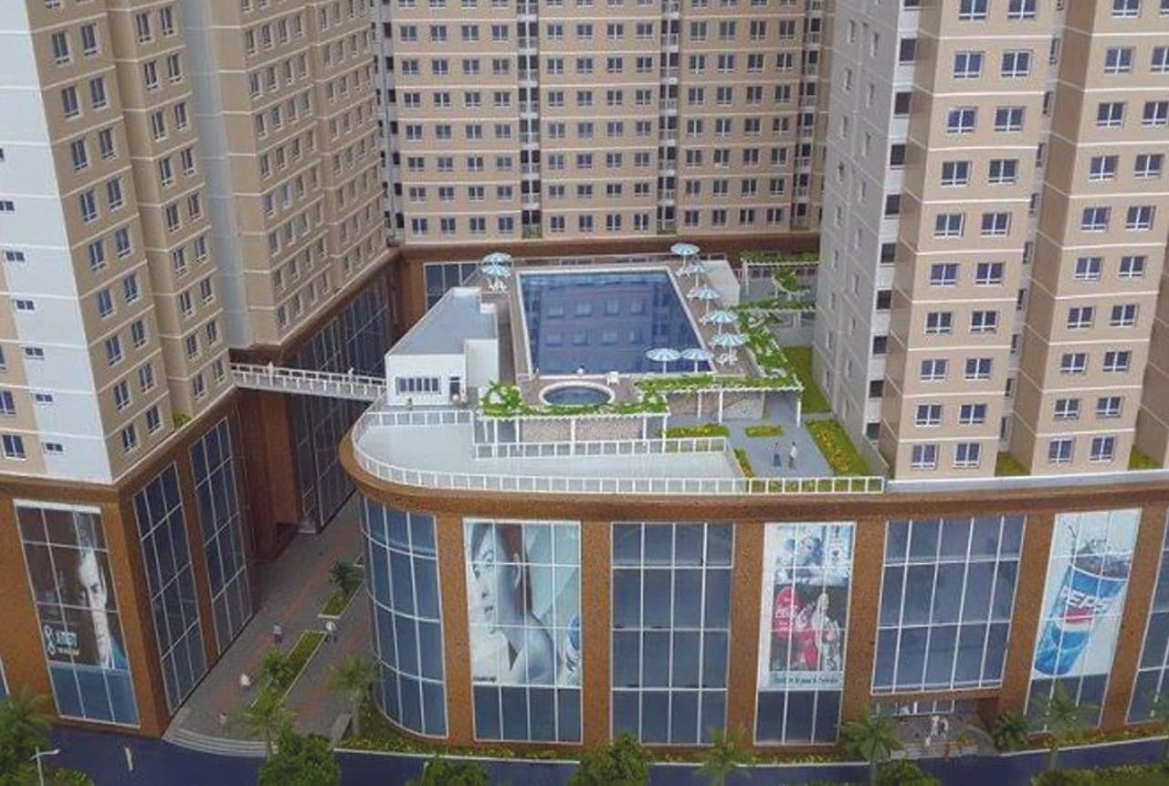 Hồ bơi tại The CBD Premium Home